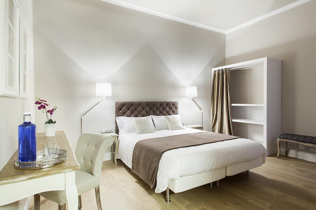 Bachome Gallery B&B Барселона Номер фото