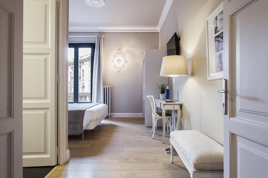 Bachome Gallery B&B Барселона Номер фото